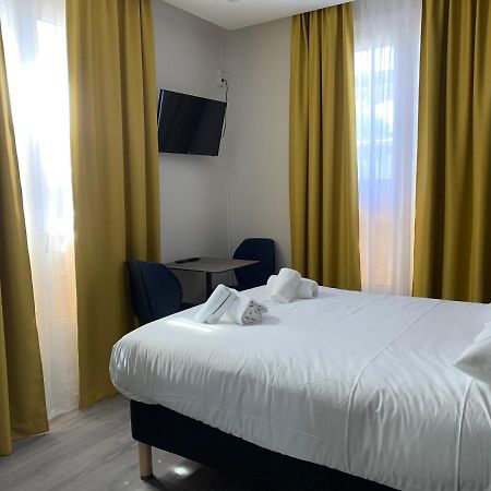Hotel Le Cosy Riva Bella Ouistreham Exterior foto