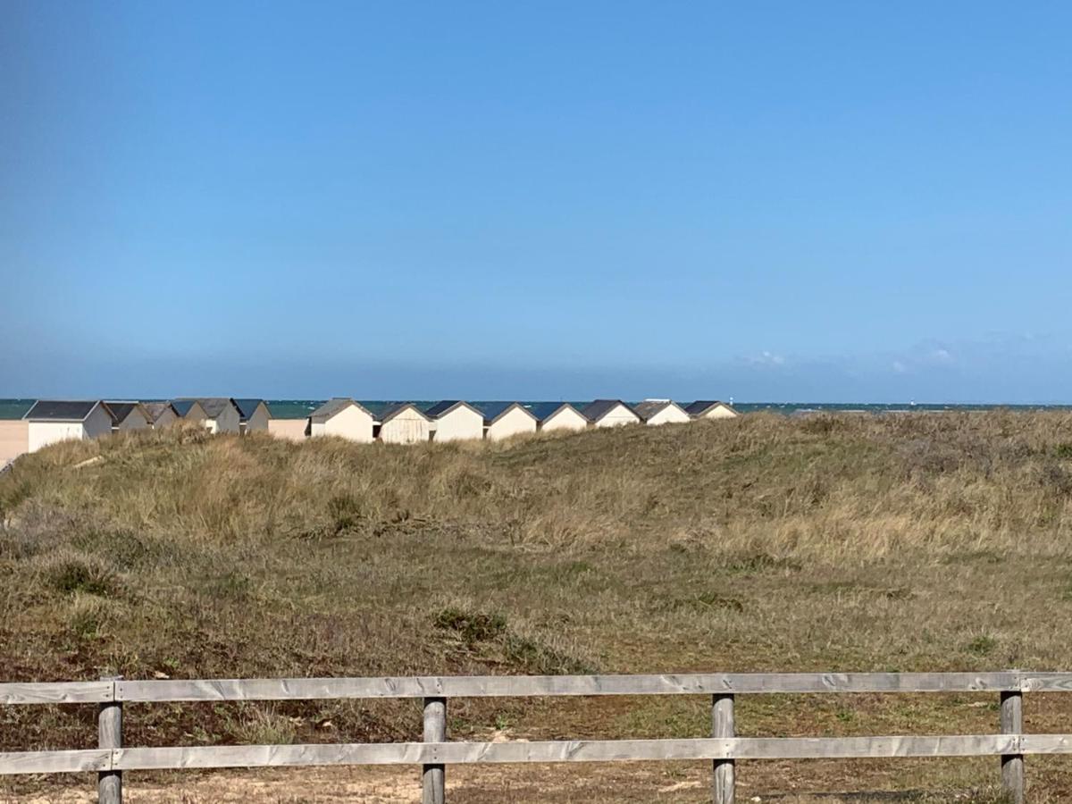 Hotel Le Cosy Riva Bella Ouistreham Exterior foto