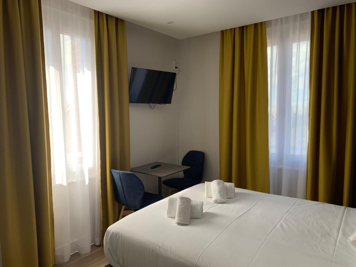 Hotel Le Cosy Riva Bella Ouistreham Exterior foto